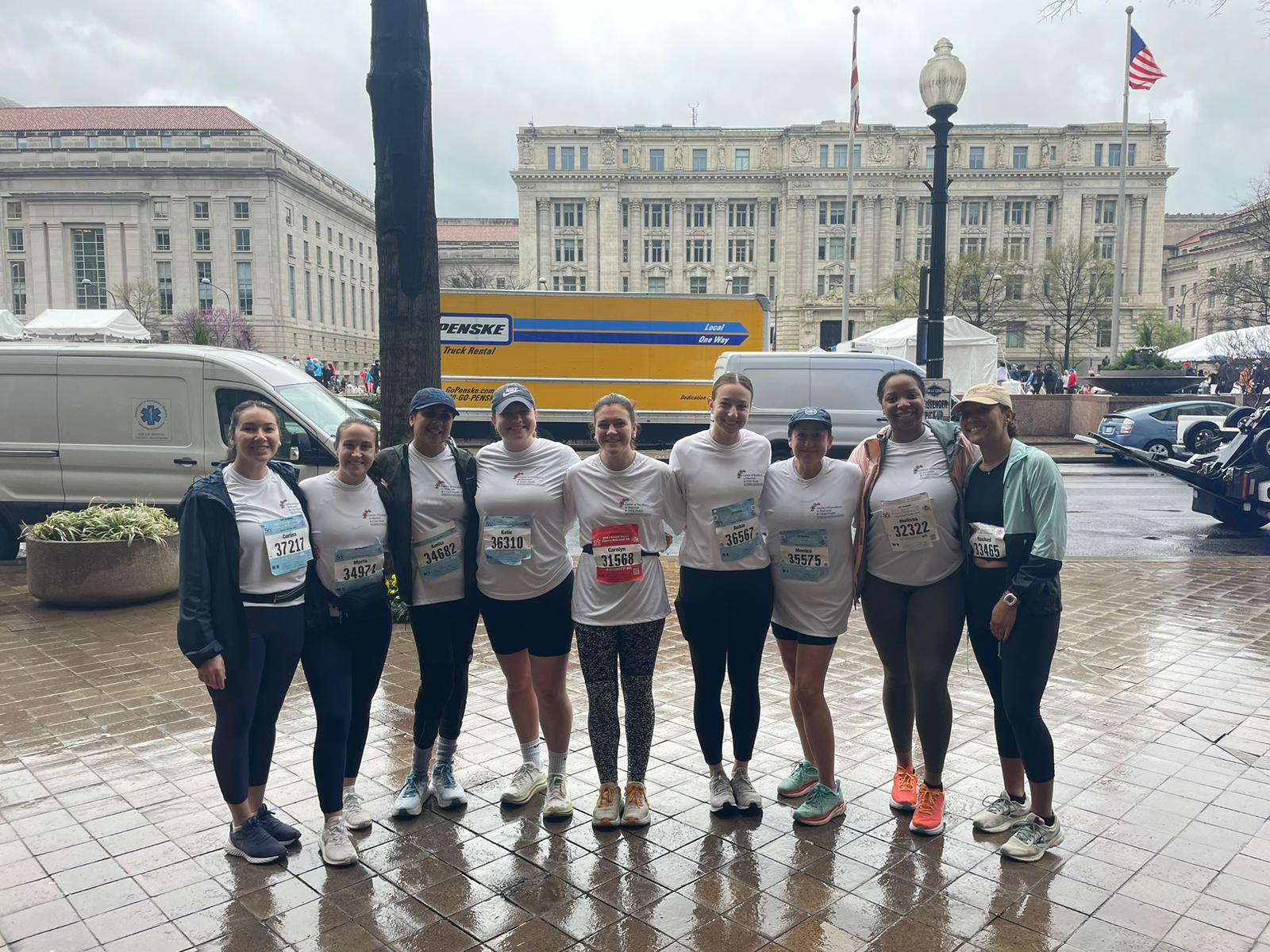 Students and faculty at the 5K